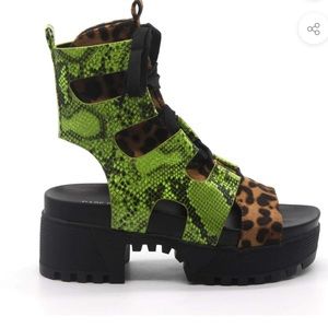 Cape Robbin “Battle” sandal